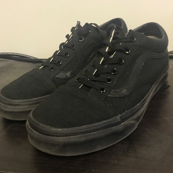 Vans Shoes - Vans 7 1/2 Women’s 6 Men’s